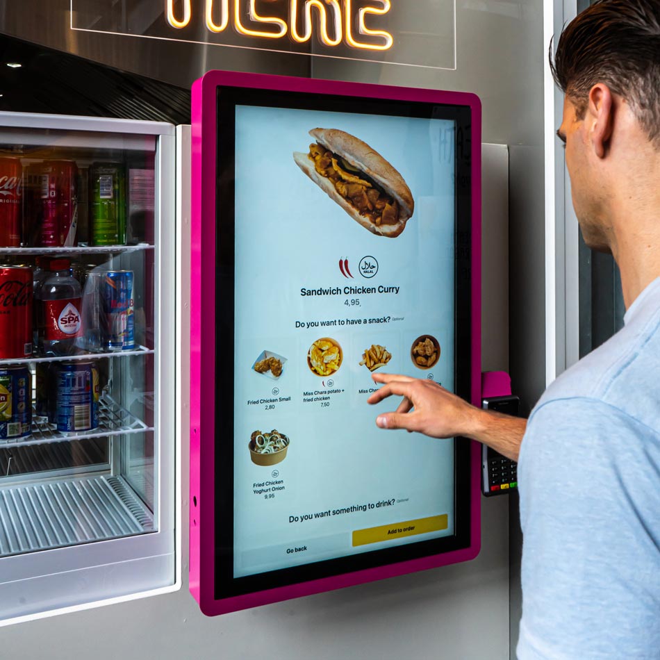 Kiosk Premium Wall in Pink used